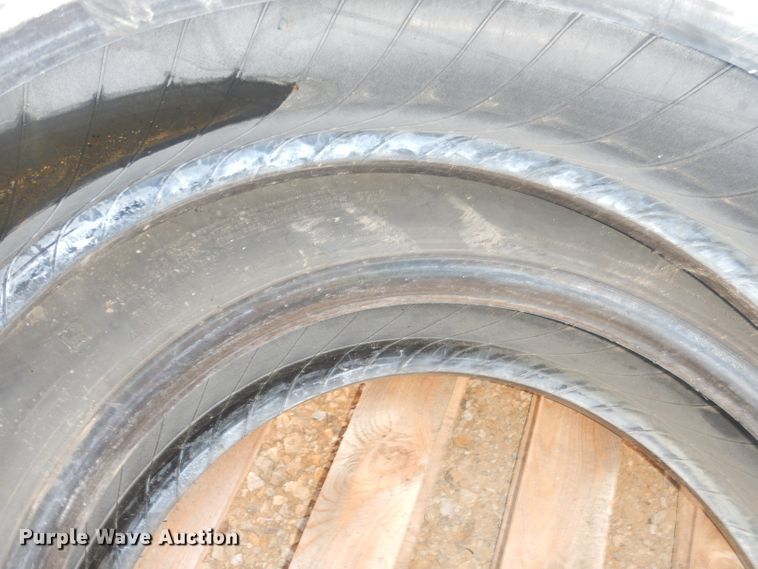 image for item KC9166 (2) Michelin X 11R22.5 tires