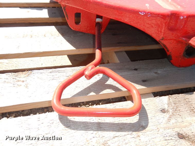 image for item KC9168 2022 Holland FW35H936XL00  fifth wheel plate