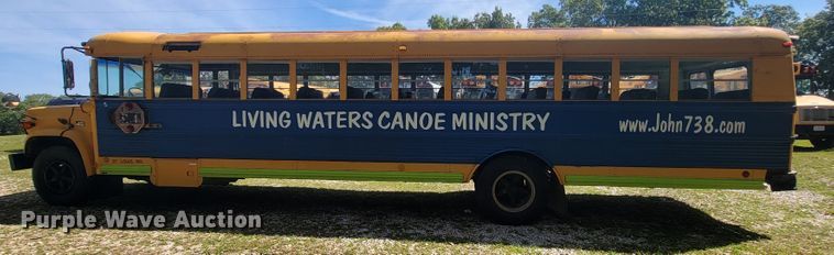 image for item KD9484 1989 Chevrolet B6P042  school bus