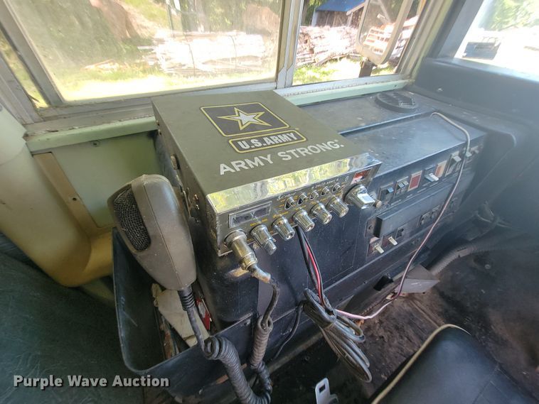 image for item KD9484 1989 Chevrolet B6P042  school bus