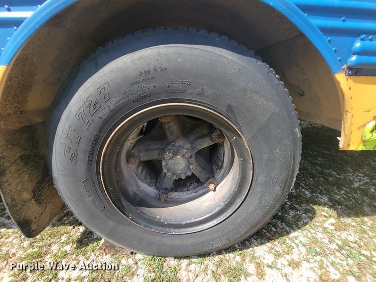 image for item KD9484 1989 Chevrolet B6P042  school bus