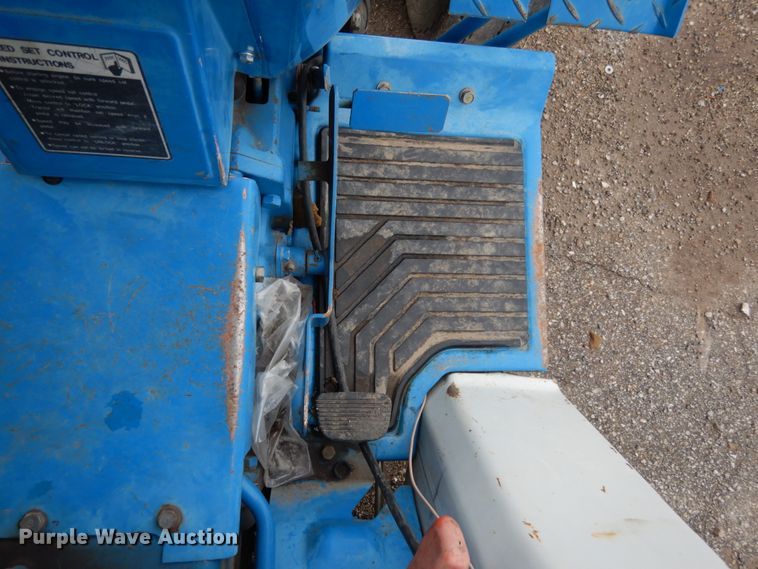 image for item KI9684 Ford 1220  tractor