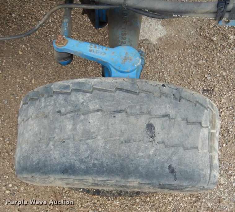 image for item KI9684 Ford 1220  tractor