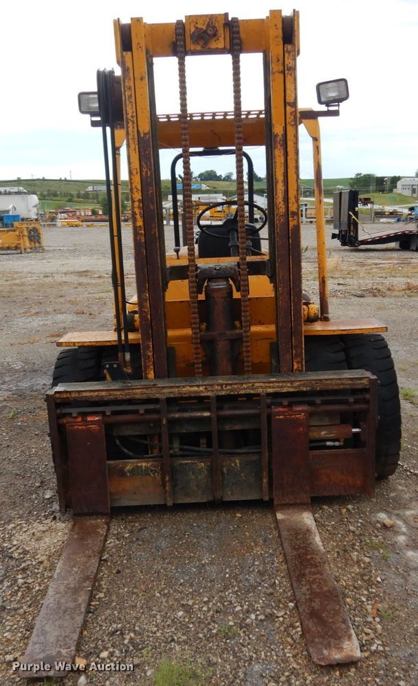 image for item KI9685 1978 Hyster H80C  forklift