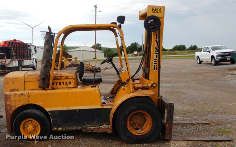 image for item KI9685 1978 Hyster H80C  forklift
