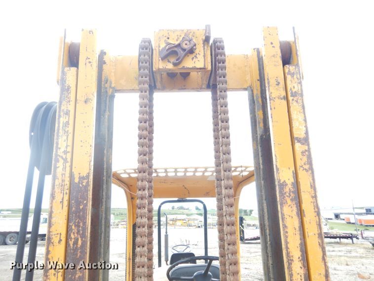 image for item KI9685 1978 Hyster H80C  forklift