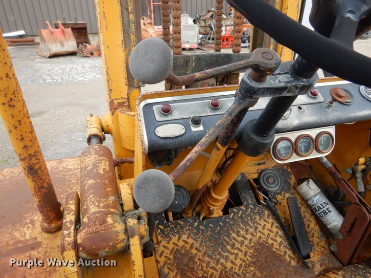 image for item KI9685 1978 Hyster H80C  forklift