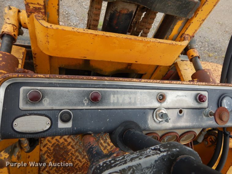 image for item KI9685 1978 Hyster H80C  forklift