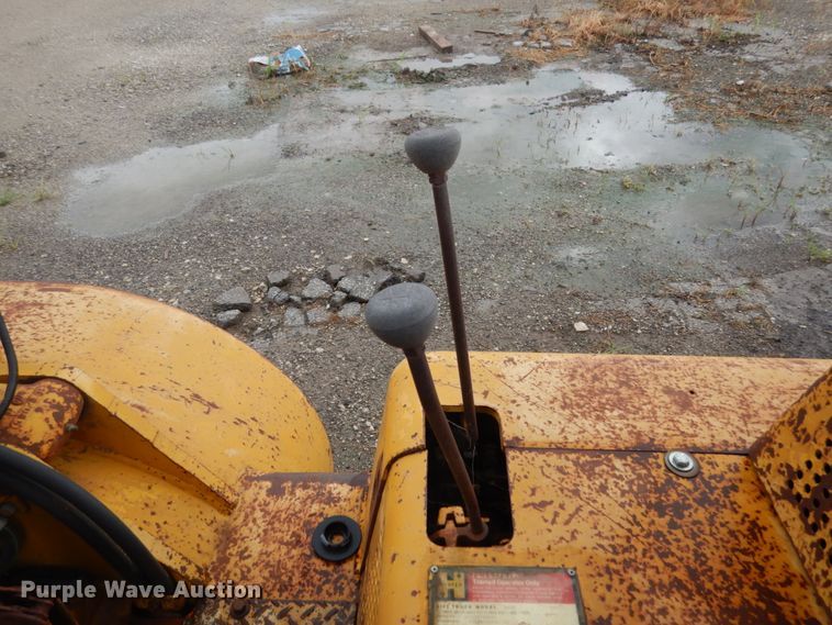 image for item KI9685 1978 Hyster H80C  forklift