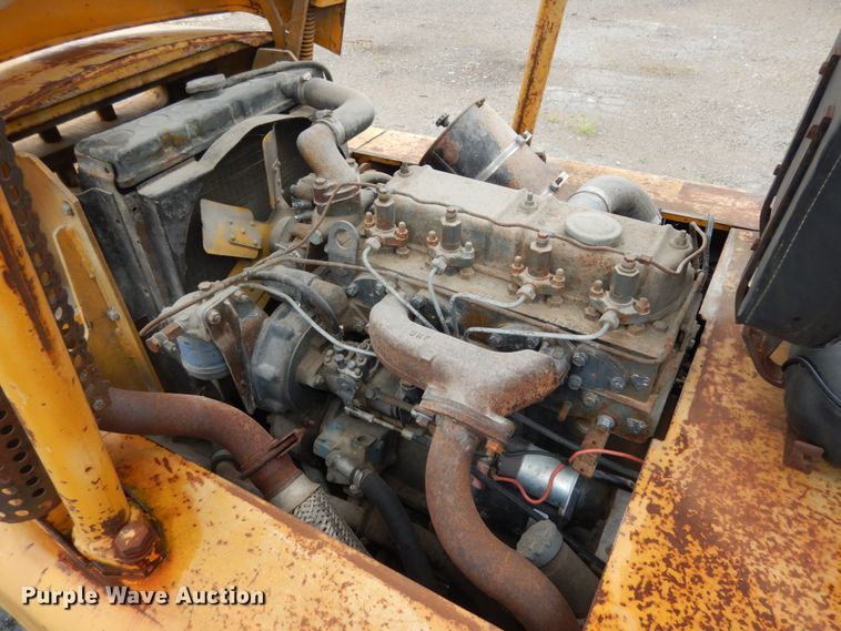 image for item KI9685 1978 Hyster H80C  forklift