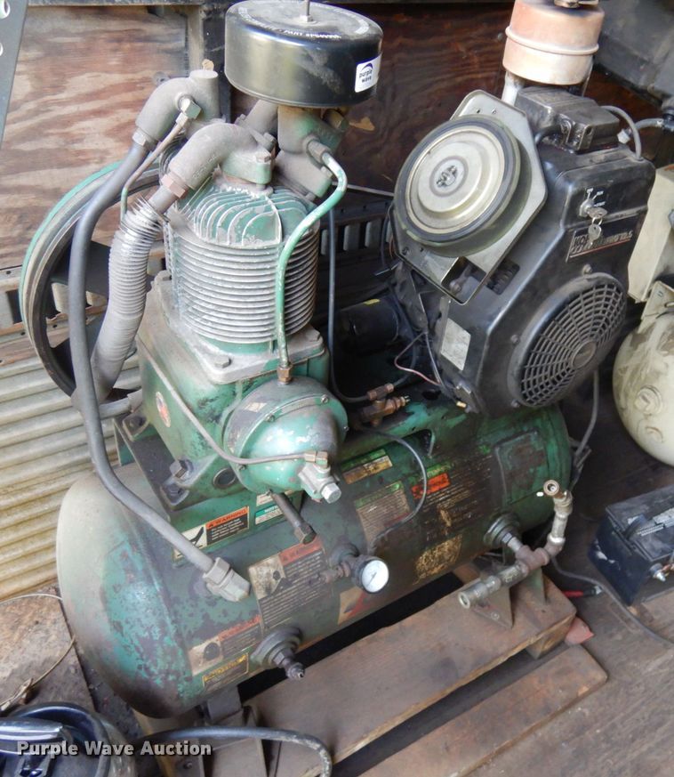 image for item KK9112 Champion  air compressor