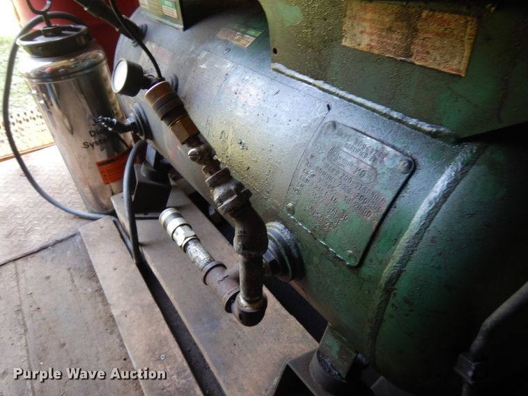 image for item KK9112 Champion  air compressor