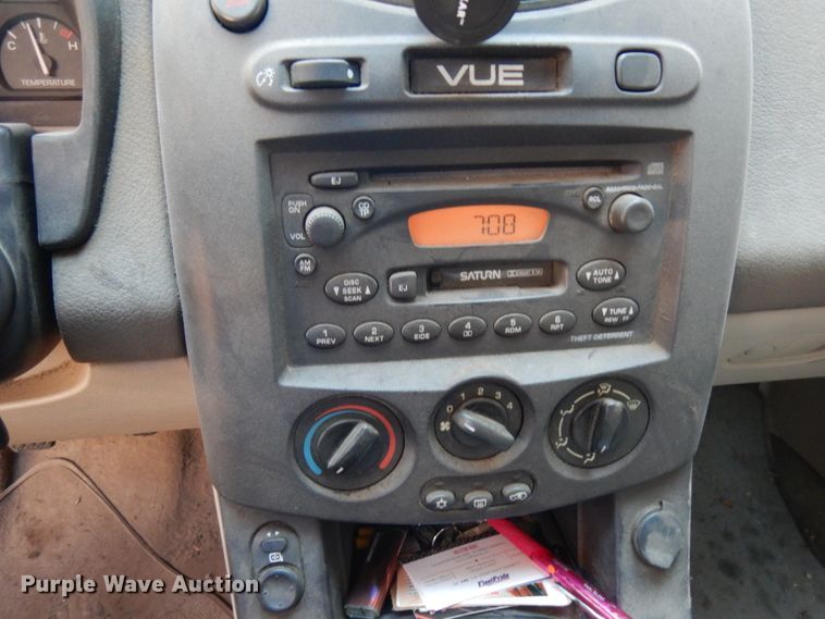 image for item KK9117 2003 Saturn Vue  SUV