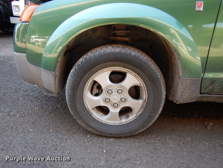 image for item KK9117 2003 Saturn Vue  SUV