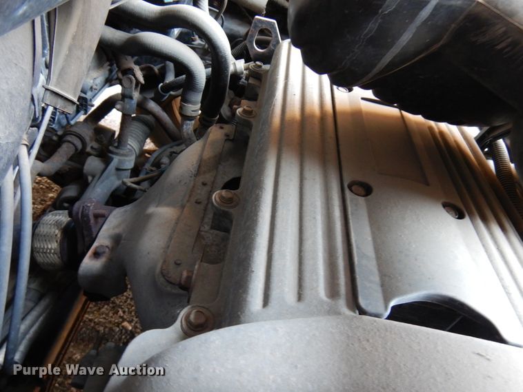 image for item KK9117 2003 Saturn Vue  SUV