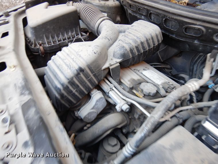 image for item KK9117 2003 Saturn Vue  SUV