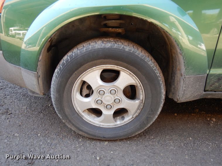 image for item KK9117 2003 Saturn Vue  SUV