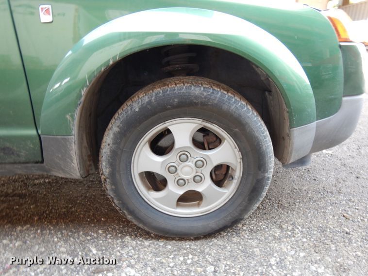 image for item KK9117 2003 Saturn Vue  SUV