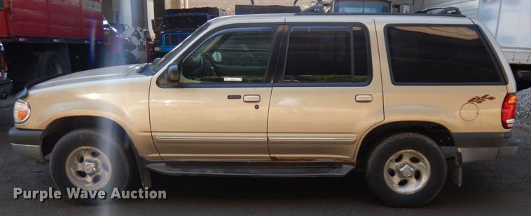 image for item KK9118 2000 Ford Explorer XLT  SUV
