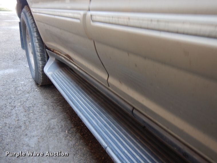 image for item KK9118 2000 Ford Explorer XLT  SUV