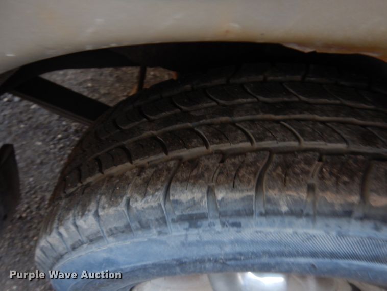 image for item KK9118 2000 Ford Explorer XLT  SUV