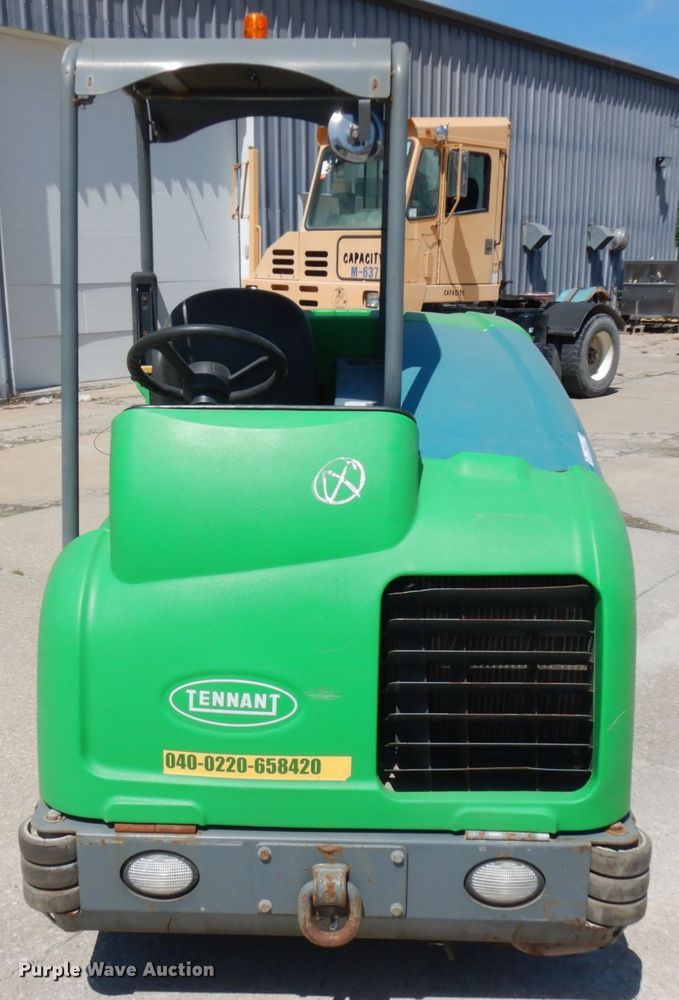 image for item KK9124 Tennant T20  sweeper