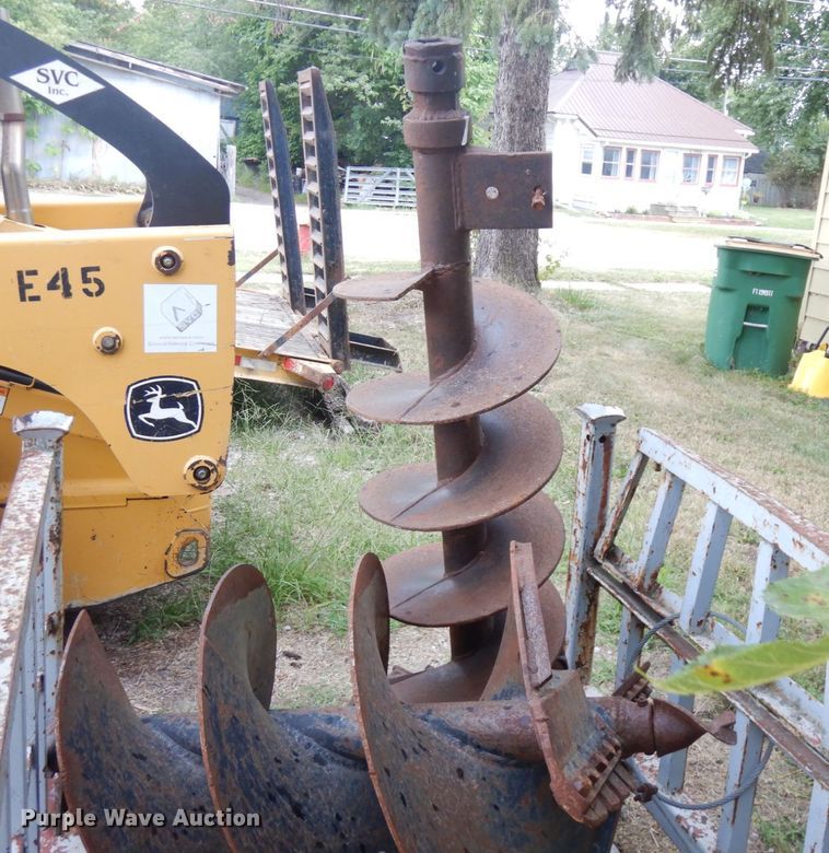 image for item KK9129 Lowe 2175XL  skid steer auger