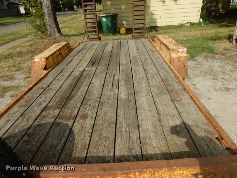 image for item KK9130 2000 Redi Haul  equipment trailer