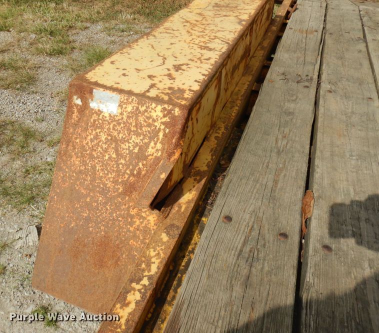 image for item KK9130 2000 Redi Haul  equipment trailer