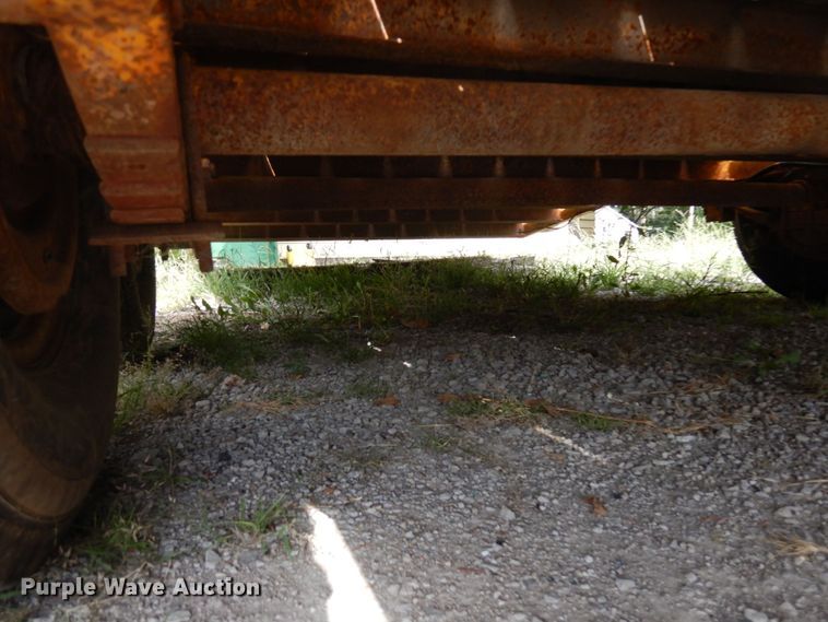 image for item KK9130 2000 Redi Haul  equipment trailer