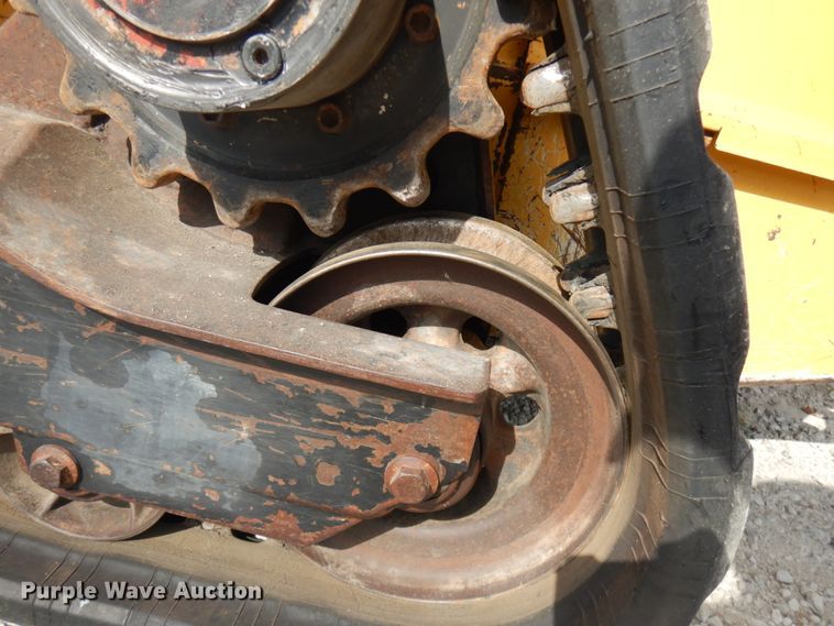 image for item KK9131 2006 John Deere CT322  tracked skid steer loader