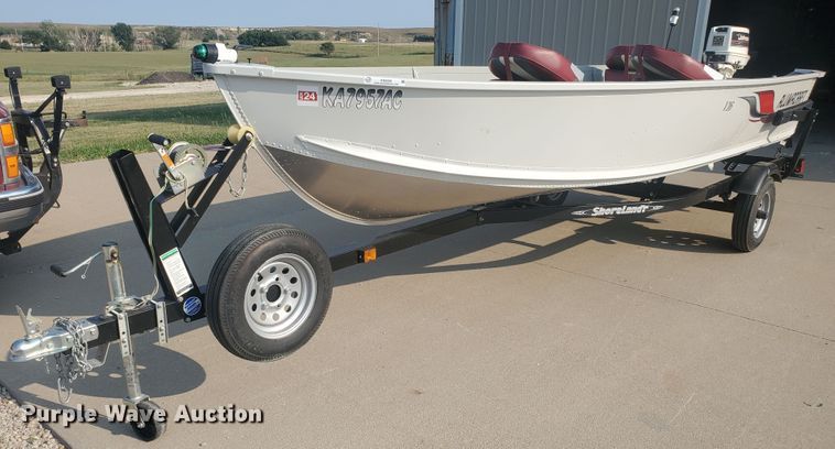 image for item KK9326 2010 Alumacraft V16-20  boat