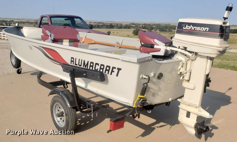 image for item KK9326 2010 Alumacraft V16-20  boat