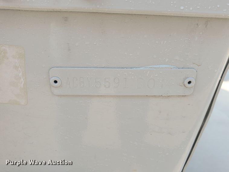 image for item KK9326 2010 Alumacraft V16-20  boat