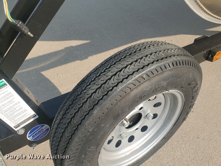 image for item KK9326 2010 Alumacraft V16-20  boat