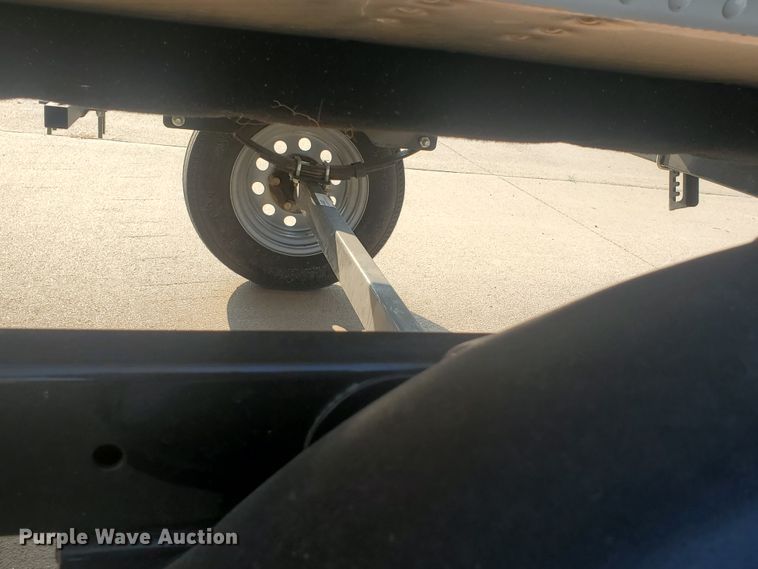 image for item KK9326 2010 Alumacraft V16-20  boat