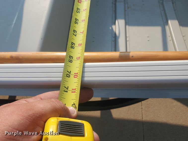 image for item KK9326 2010 Alumacraft V16-20  boat