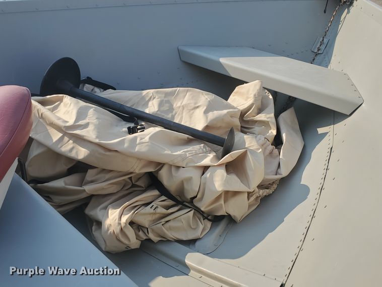 image for item KK9326 2010 Alumacraft V16-20  boat