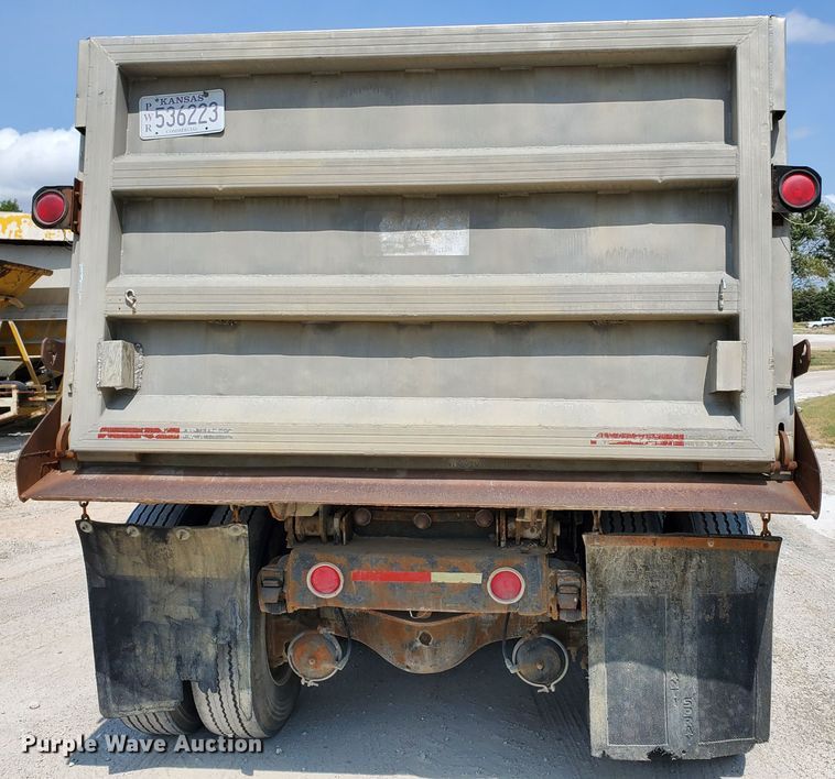 image for item KK9385 1985 Mack RS688LST  dump truck