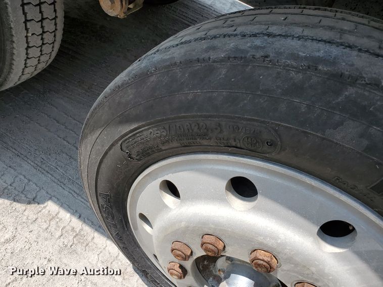 image for item KK9385 1985 Mack RS688LST  dump truck