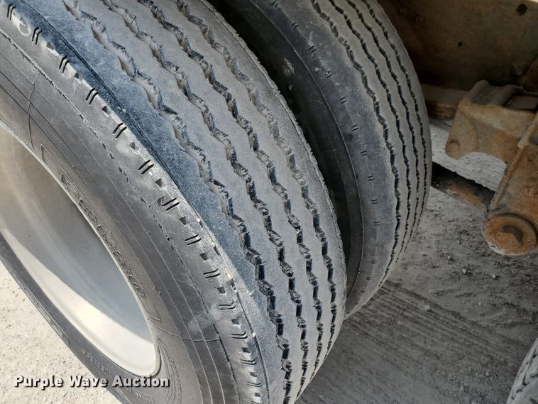 image for item KK9385 1985 Mack RS688LST  dump truck