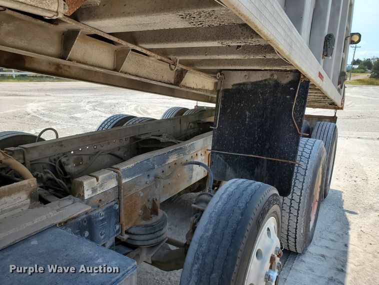 image for item KK9385 1985 Mack RS688LST  dump truck