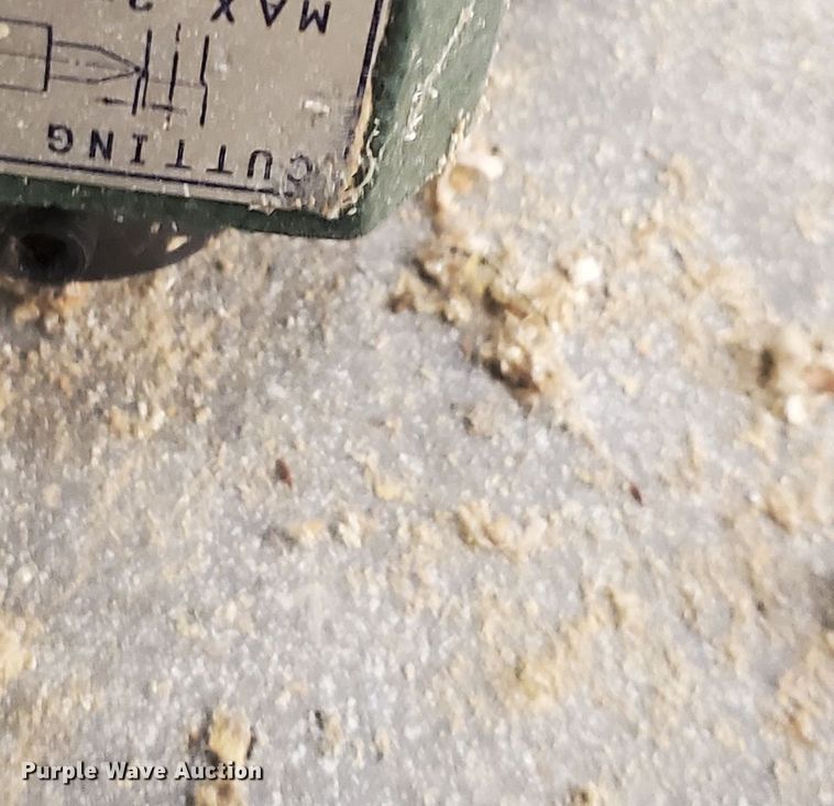 image for item KK9394 Grizzly G1495  wood lathe