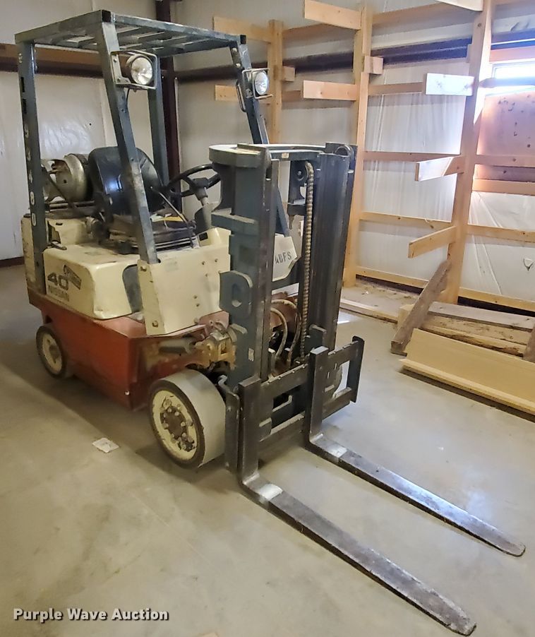 image for item KK9401 Nissan 40  forklift