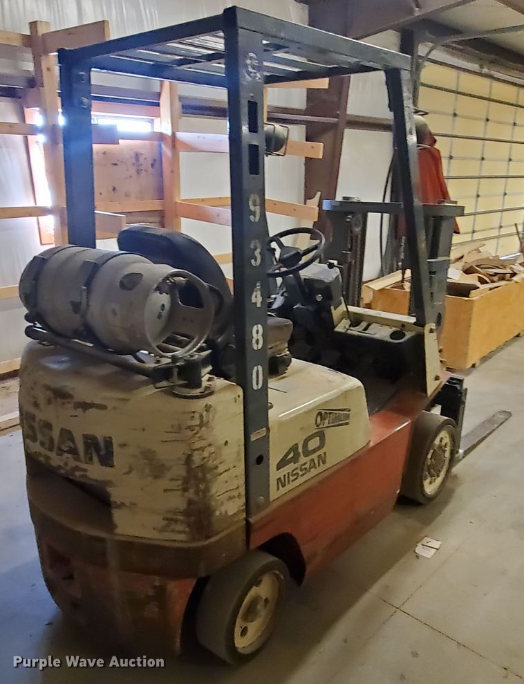 image for item KK9401 Nissan 40  forklift