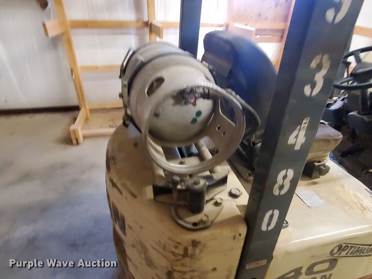 image for item KK9401 Nissan 40  forklift