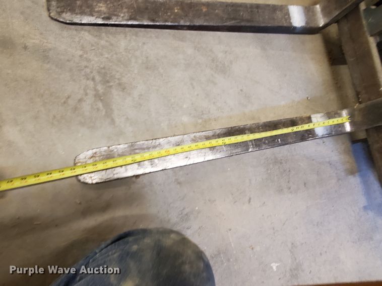 image for item KK9401 Nissan 40  forklift