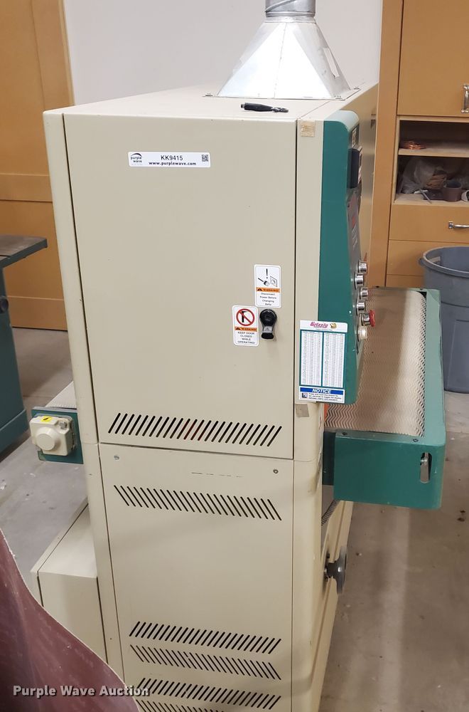 image for item KK9415 2007 Grizzly G9979  sander