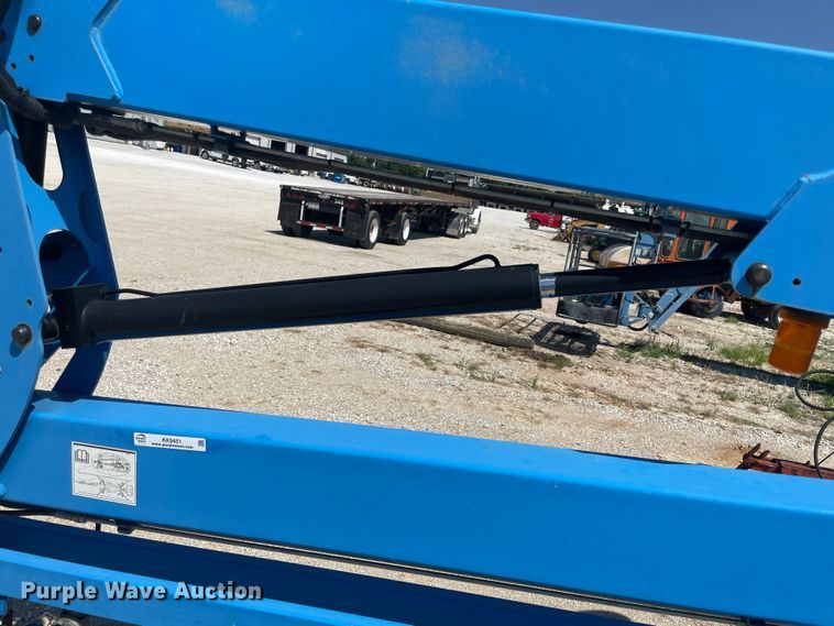 image for item KK9451 2012 Genie TZ-50  boom lift