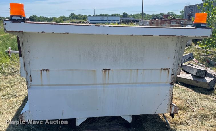 image for item KK9452 Mcclain 402U  dump bed